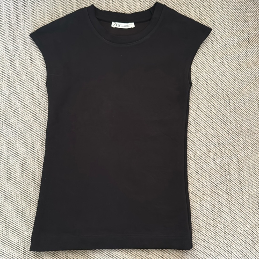 NWOT Zara cap sleeve top size S